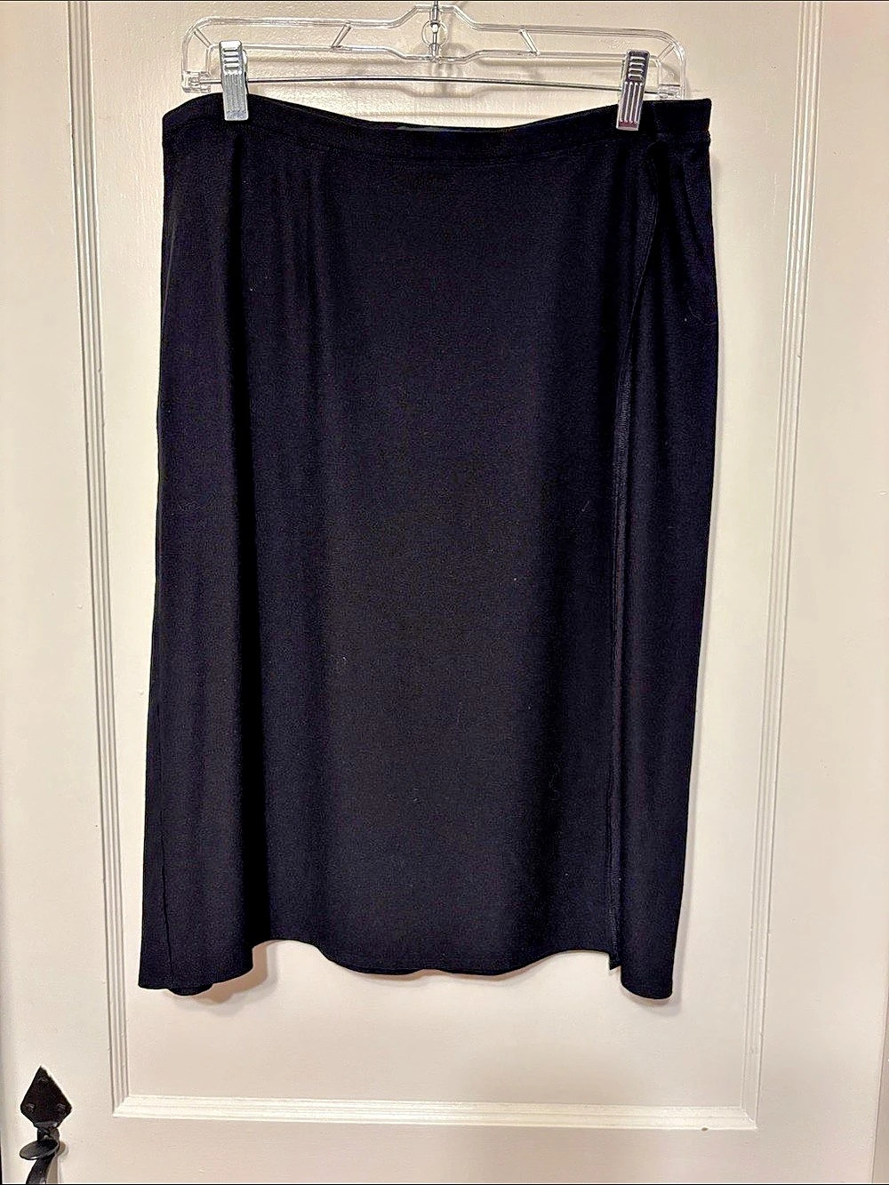 Eileen Fisher Black Midi Skirt Size Medium Like New